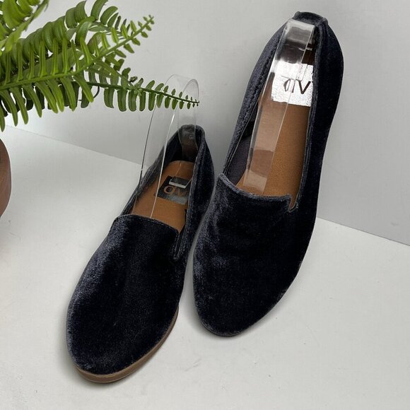 DV Dolce Vita Blue Grey Velvet Archer Loafer Womens Slip On Flat Size 6 - Picture 2 of 9